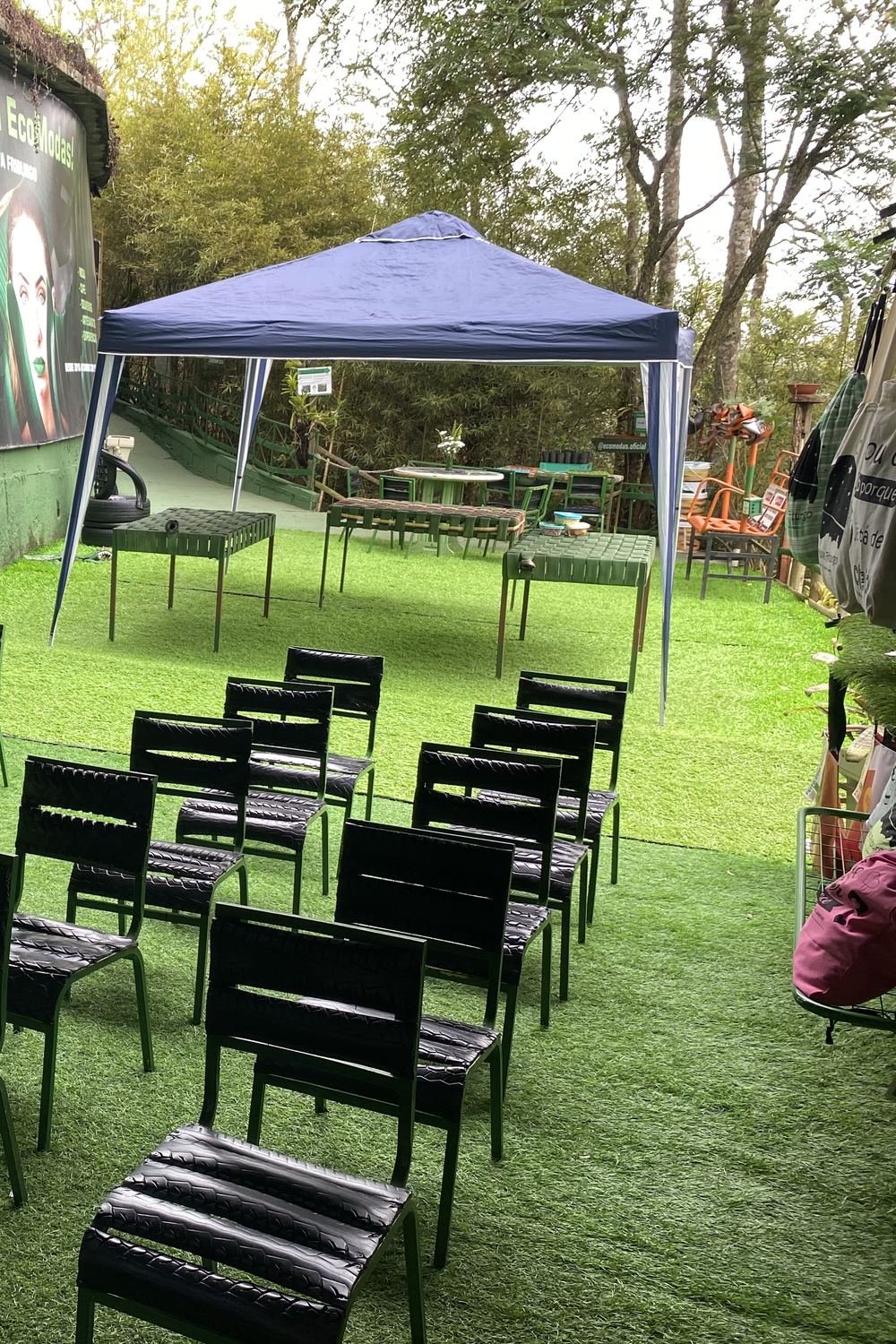 Espaço externo preparado para receber o treinamento ESG